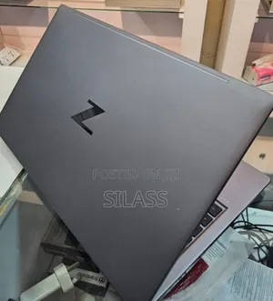 New Laptop HP ZBook Studio 32GB Intel Core i7 SSD 512GB