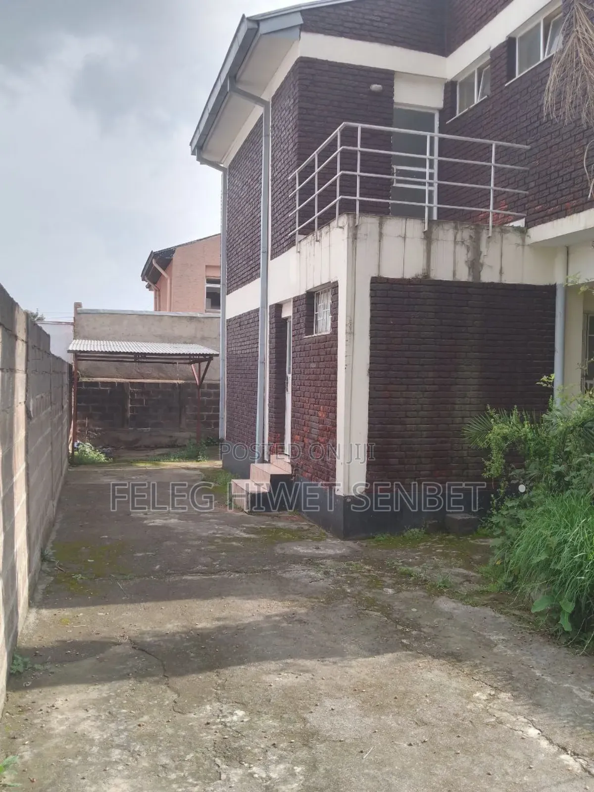 Furnished 3bdrm House in አአ, Bole for sale