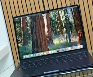 New Laptop Apple MacBook Air 2024 M3 16GB Apple M3 SSD 256GB