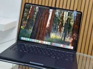 New Laptop Apple MacBook Air 2024 M3 16GB Apple M3 SSD 256GB