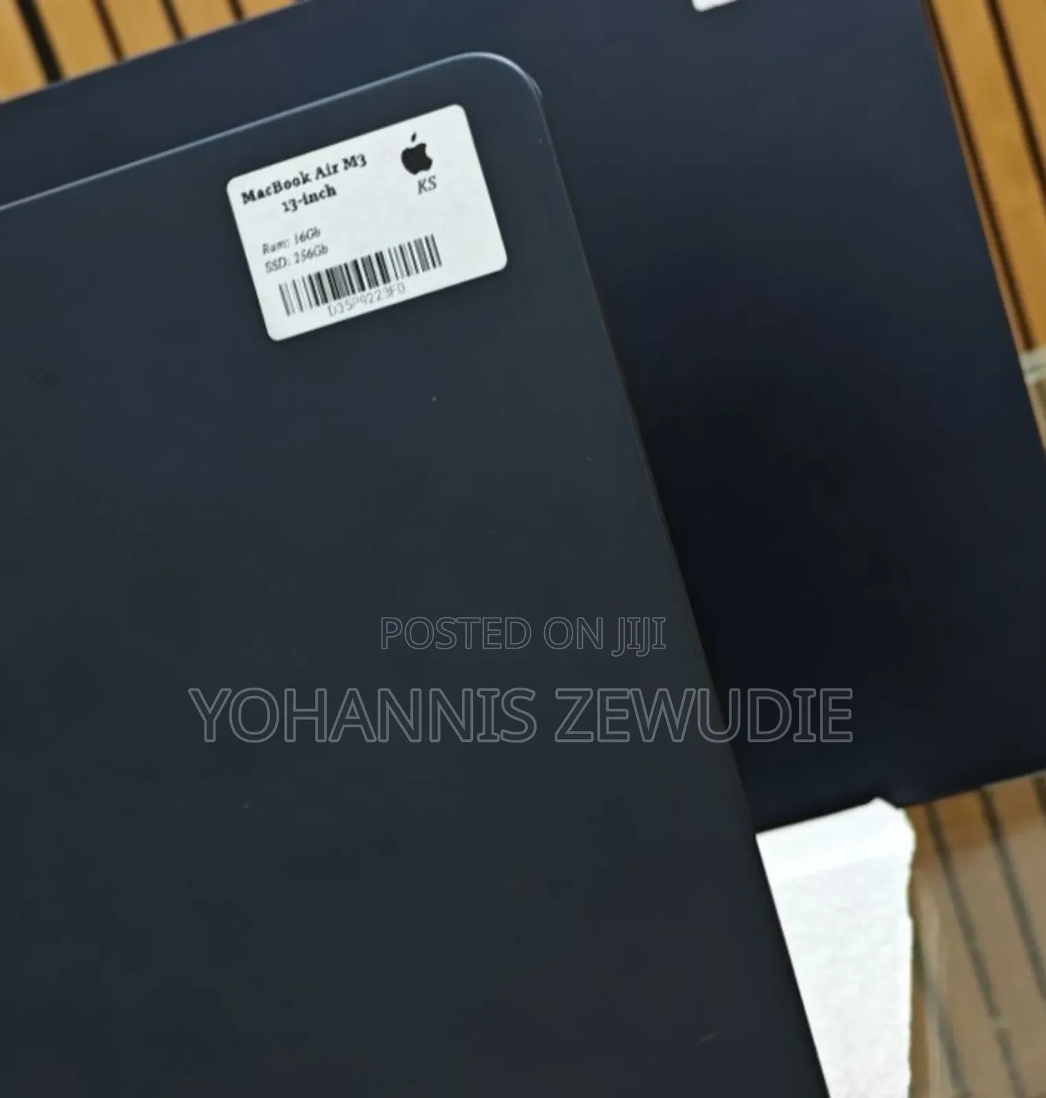 New Laptop Apple MacBook Air 2024 M3 16GB Apple M3 SSD 256GB