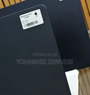 New Laptop Apple MacBook Air 2024 M3 16GB Apple M3 SSD 256GB