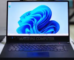 New Laptop Asus ROG Zephyrus G15 16GB Intel Core I7 SSD 512GB