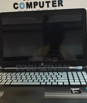 New Laptop HP Pavilion 15 8GB Intel Core I7 SSD 512GB