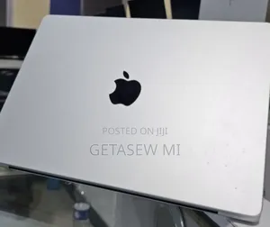 New Laptop Apple MacBook Pro 2023 M3 14-Inch 8GB Apple M3 SSD 512GB