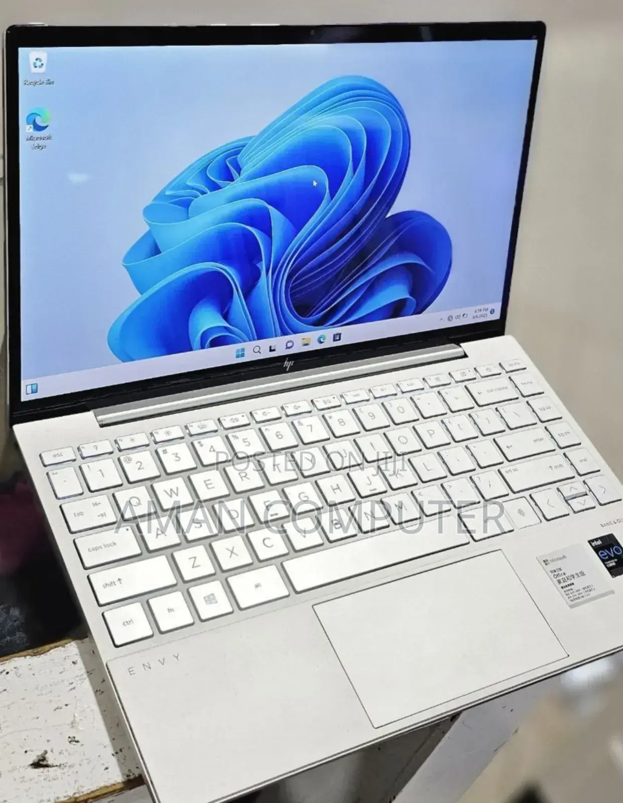 New Laptop HP Envy 13 16GB Intel Core I5 SSD 512GB