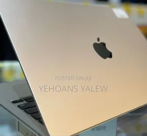 New Laptop Apple MacBook Air 2024 M3 13-inch 16GB Apple M3 SSD 512GB