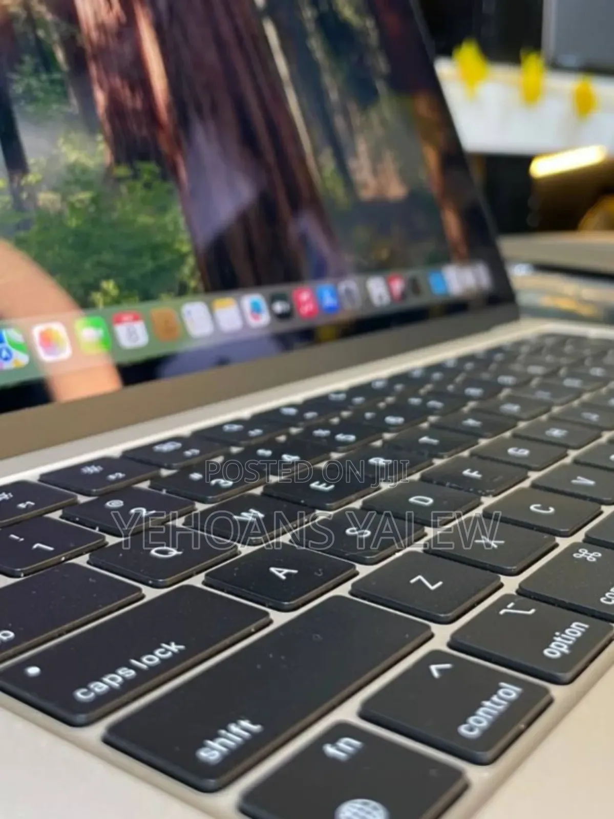 New Laptop Apple MacBook Air 2024 M3 13-inch 16GB Apple M3 SSD 512GB