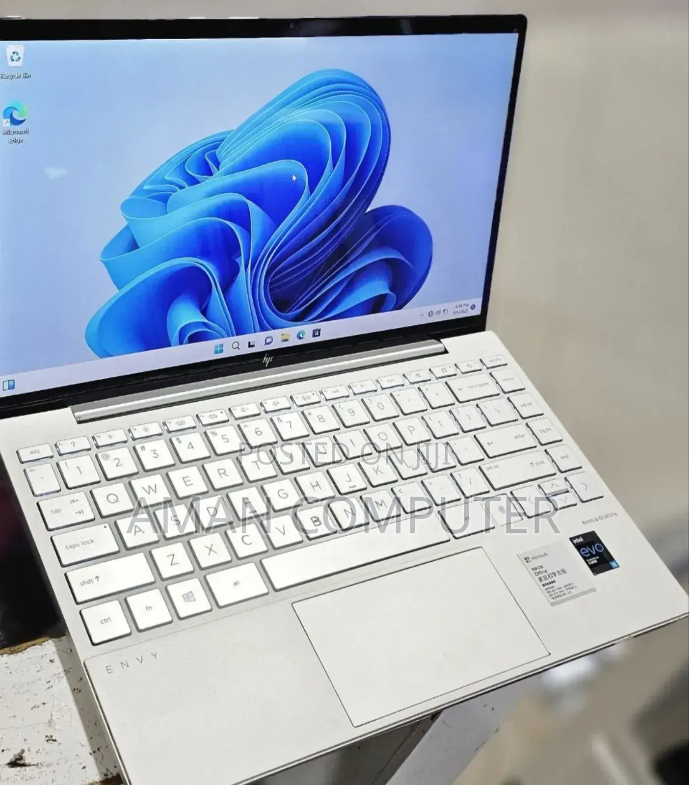 New Laptop HP Envy 13 16GB Intel Core I5 SSD 512GB