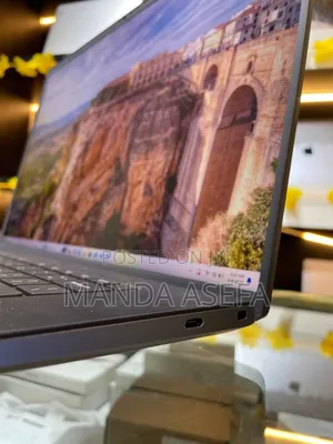 New Laptop Dell Precision 5690 32GB Intel Core Ultra 7 SSD 1T