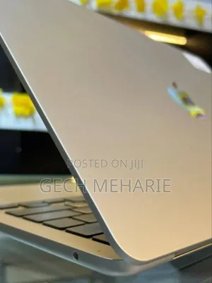 New Laptop Apple MacBook Pro 2023 M3 14-Inch 16GB Apple M3 SSD 512GB
