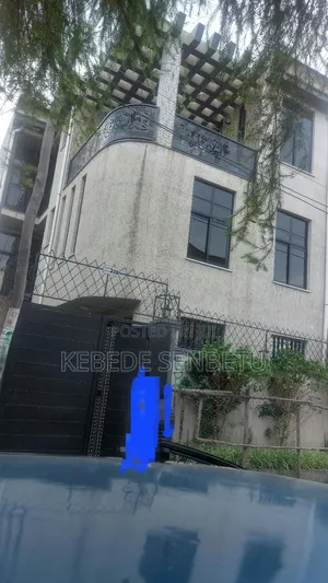6bdrm House in Oromia, East Shewa for sale