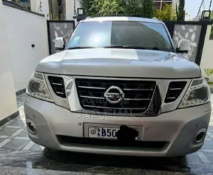 Nissan Patrol 2017 Silver
