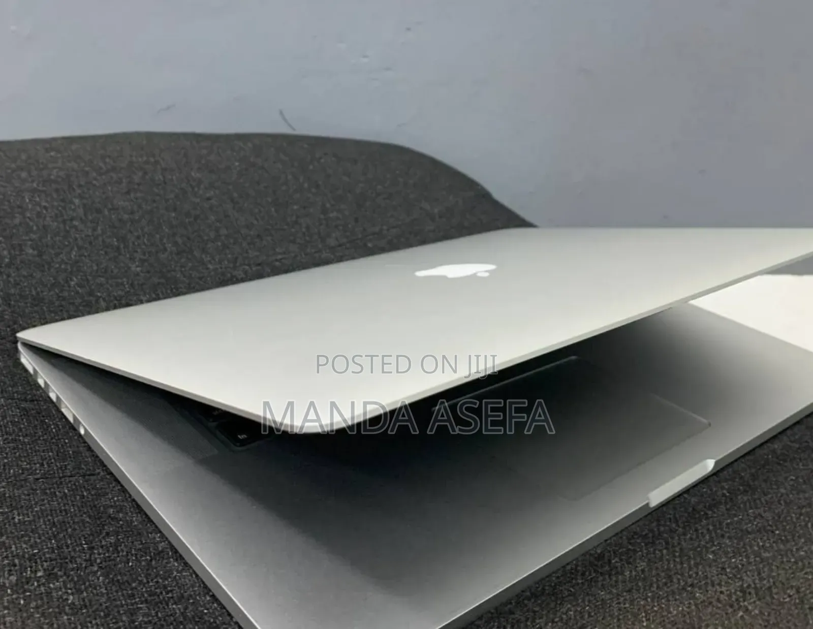 New Laptop Apple MacBook Pro 2013 8GB Intel Core I7 SSD 256GB