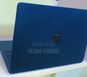 New Laptop Apple MacBook Air 2022 M2 8GB Apple M2 SSD 512GB