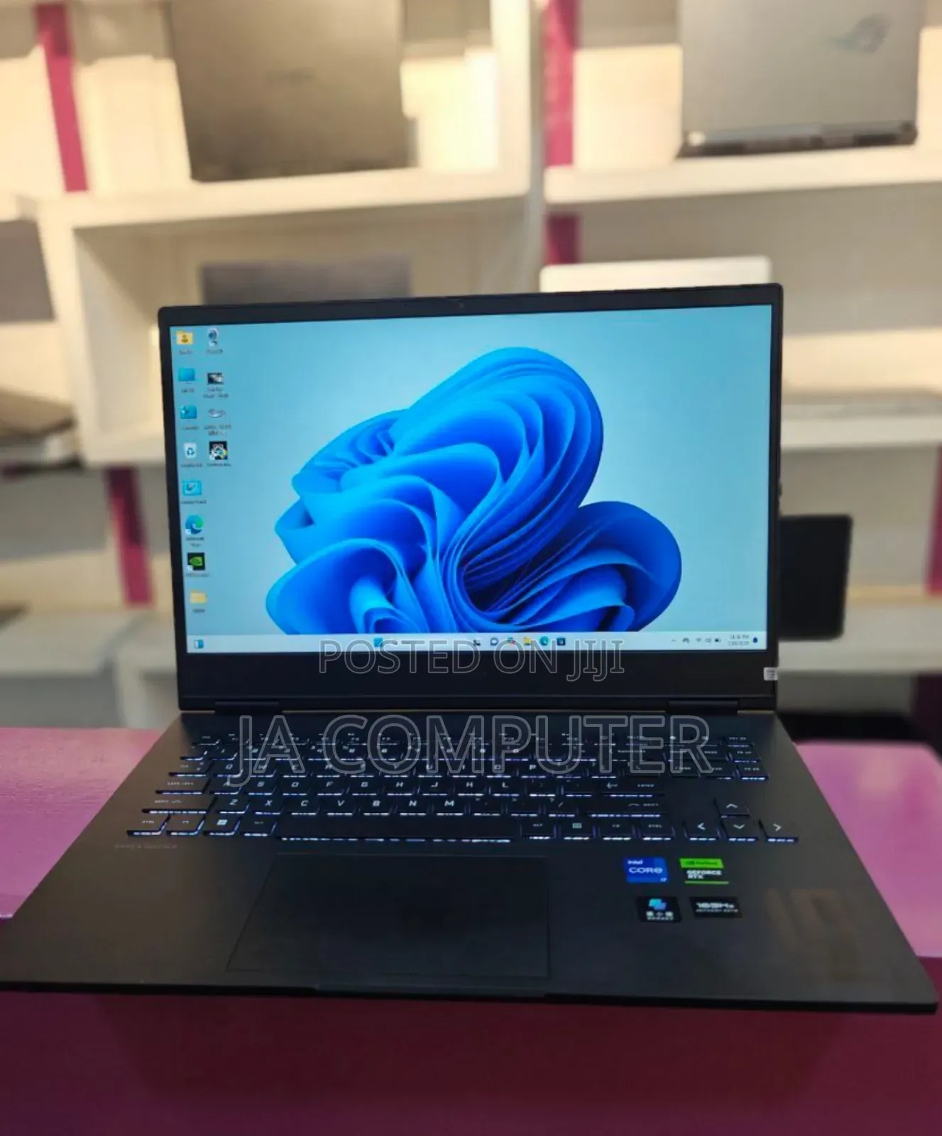 New Laptop HP Omen 17 32GB Intel Core I7 SSD 1T
