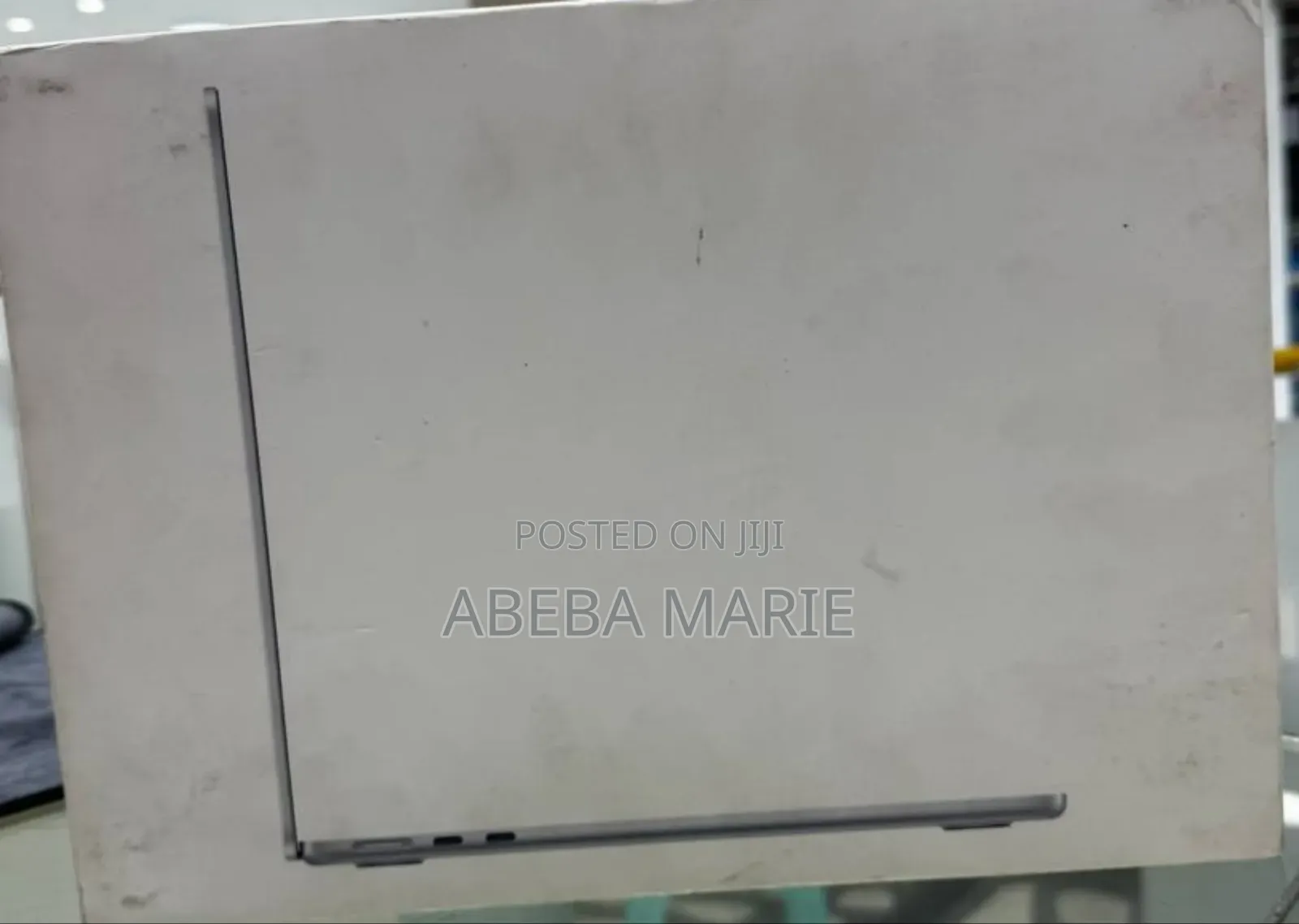 New Laptop Apple MacBook Air 2025 M4 13-Inch 16GB Apple M4 SSD 256GB
