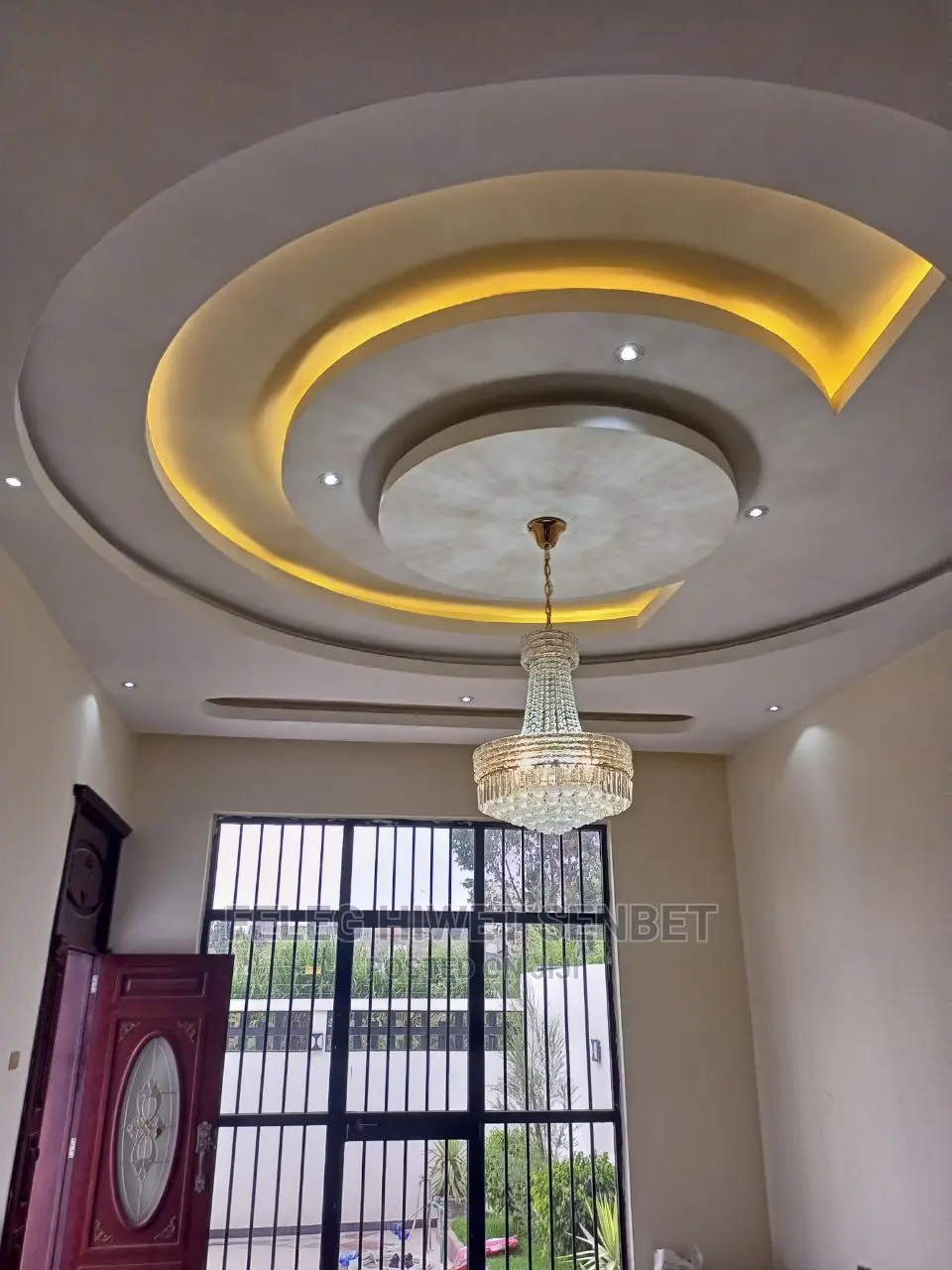 5bdrm Villa in አአ, Bole for Sale