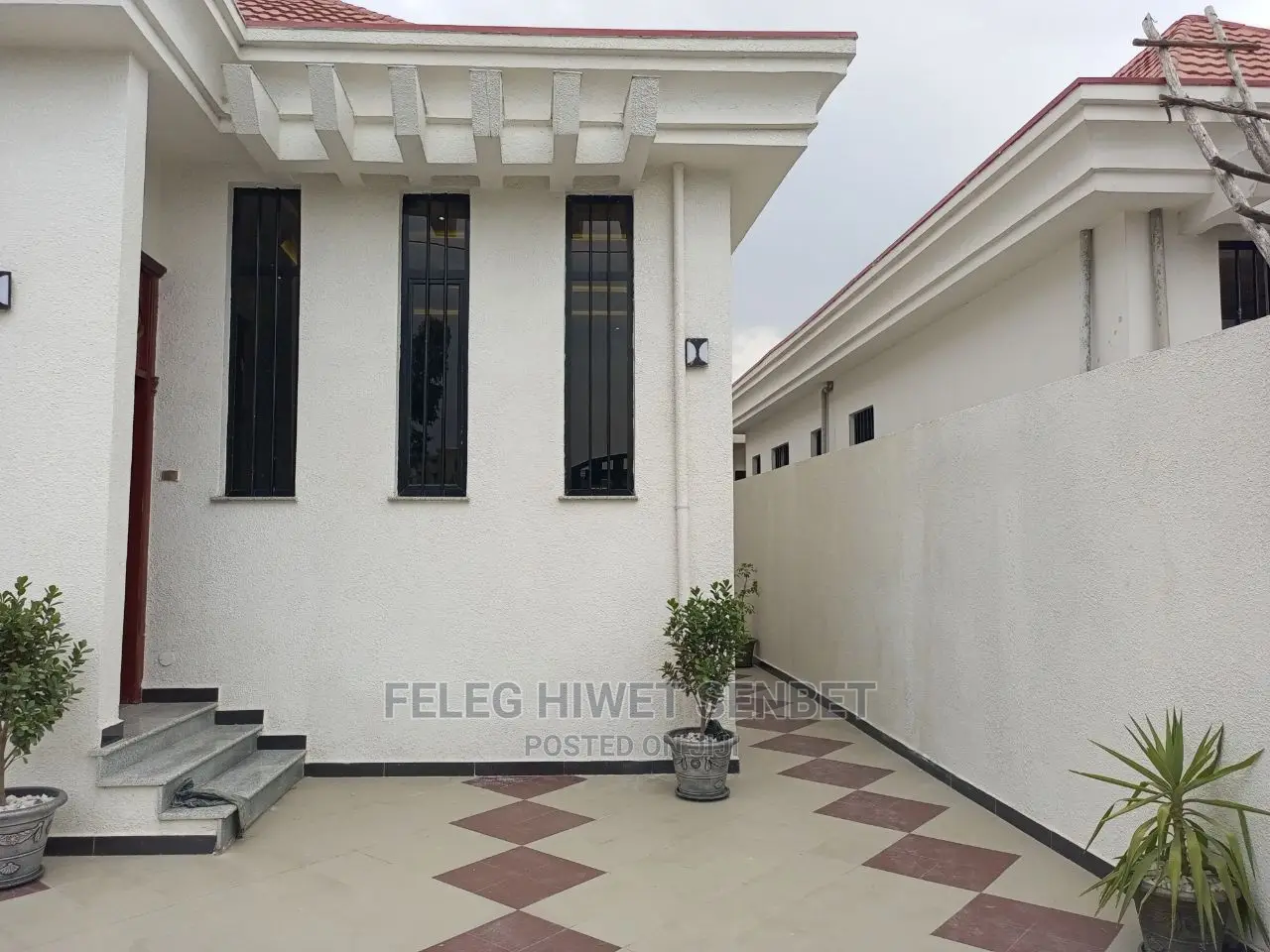 5bdrm Villa in አአ, Bole for Sale