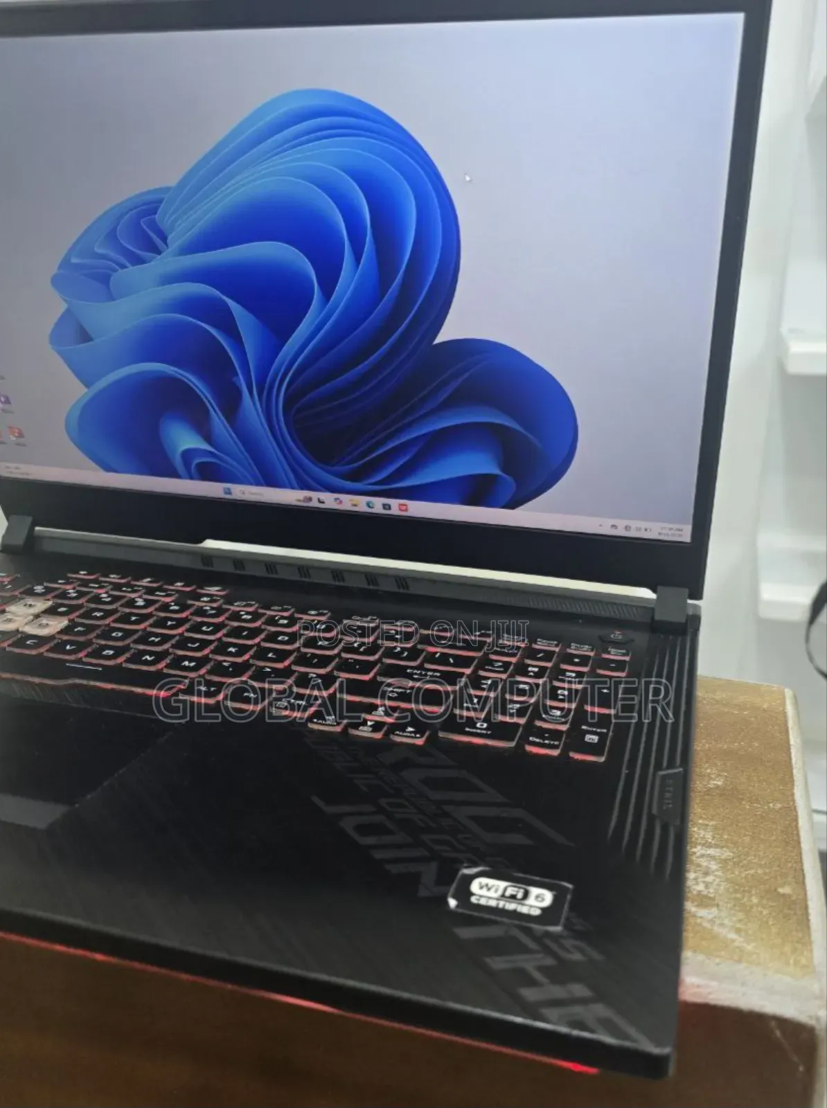 New Laptop Asus ROG Strix SCAR 15 16GB Intel Core I7 SSD 1T