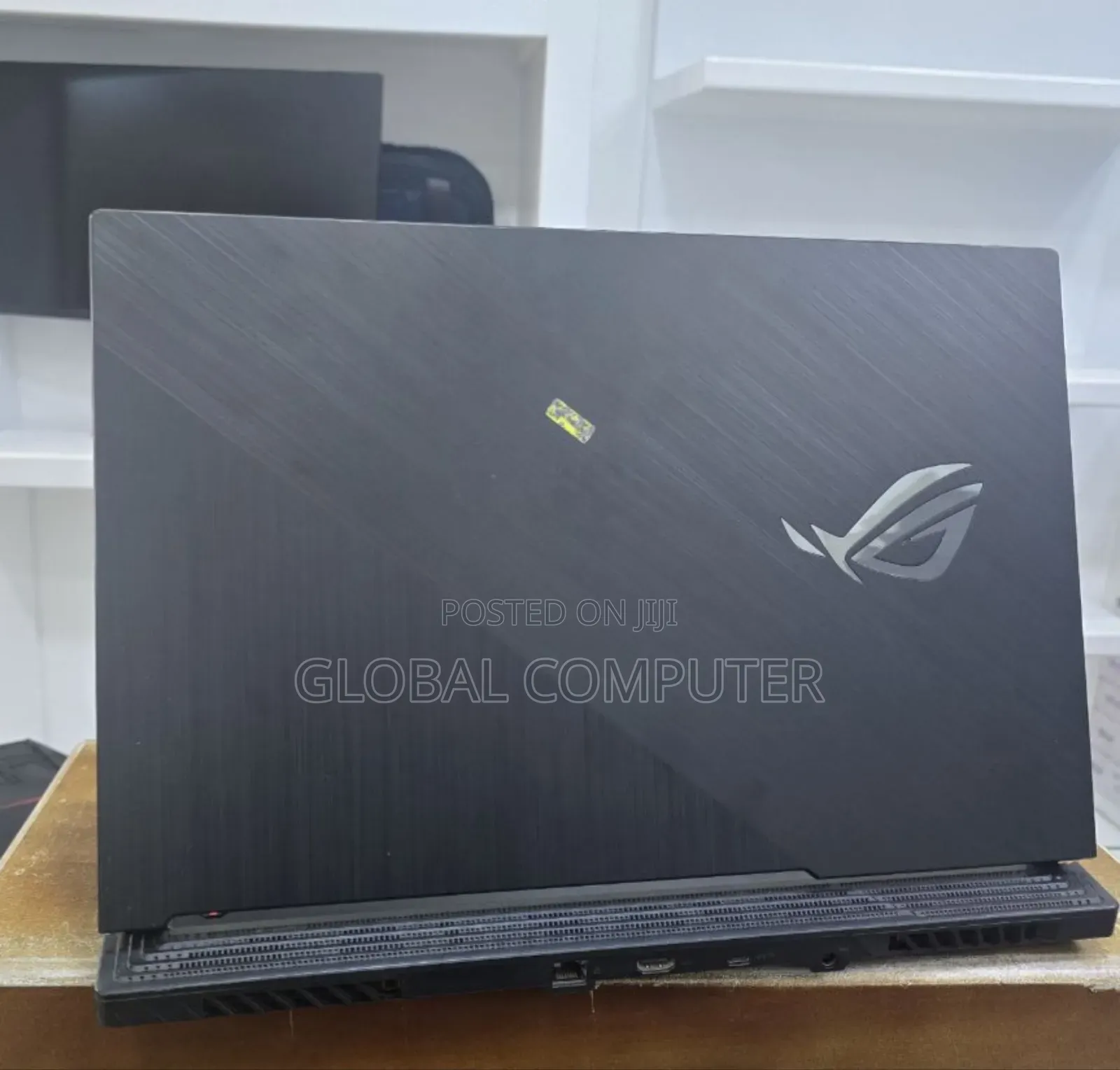 New Laptop Asus ROG Strix SCAR 15 16GB Intel Core I7 SSD 1T