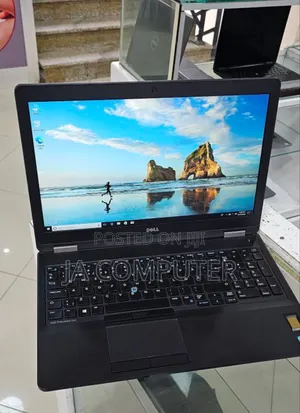 Laptop Dell Latitude E5540 8GB Intel Core I7 SSD 256GB