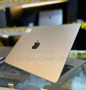 New Laptop Apple MacBook 16GB Apple M3 SSD 512GB