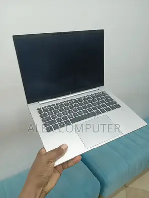 New Laptop HP EliteBook 840 G9 16GB Intel Core I7 SSD 512GB
