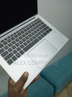 New Laptop HP EliteBook 840 G9 16GB Intel Core I7 SSD 512GB