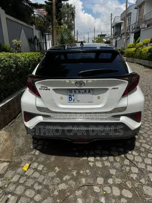 Toyota C-HR Limited FWD 2020 White