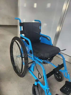 Foldable Confy Wheelchair麴了wheelchair知識wheelchair會員wheelchair Normal