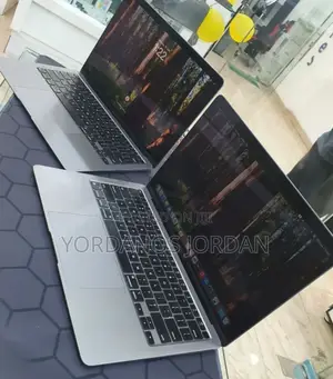 New Laptop Apple MacBook Air 16GB Apple M1 SSD 256GB