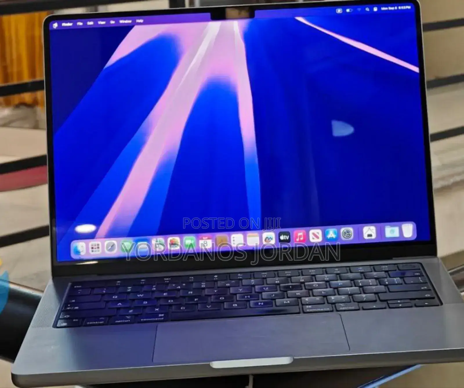 New Laptop Apple MacBook Pro 16GB Apple M1 Pro SSD 1T