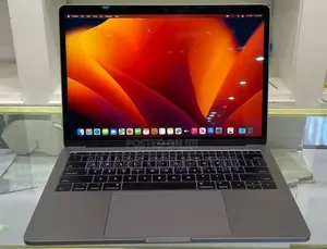 New Laptop Apple MacBook Pro 2017 16GB Intel Core I7 SSD 512GB