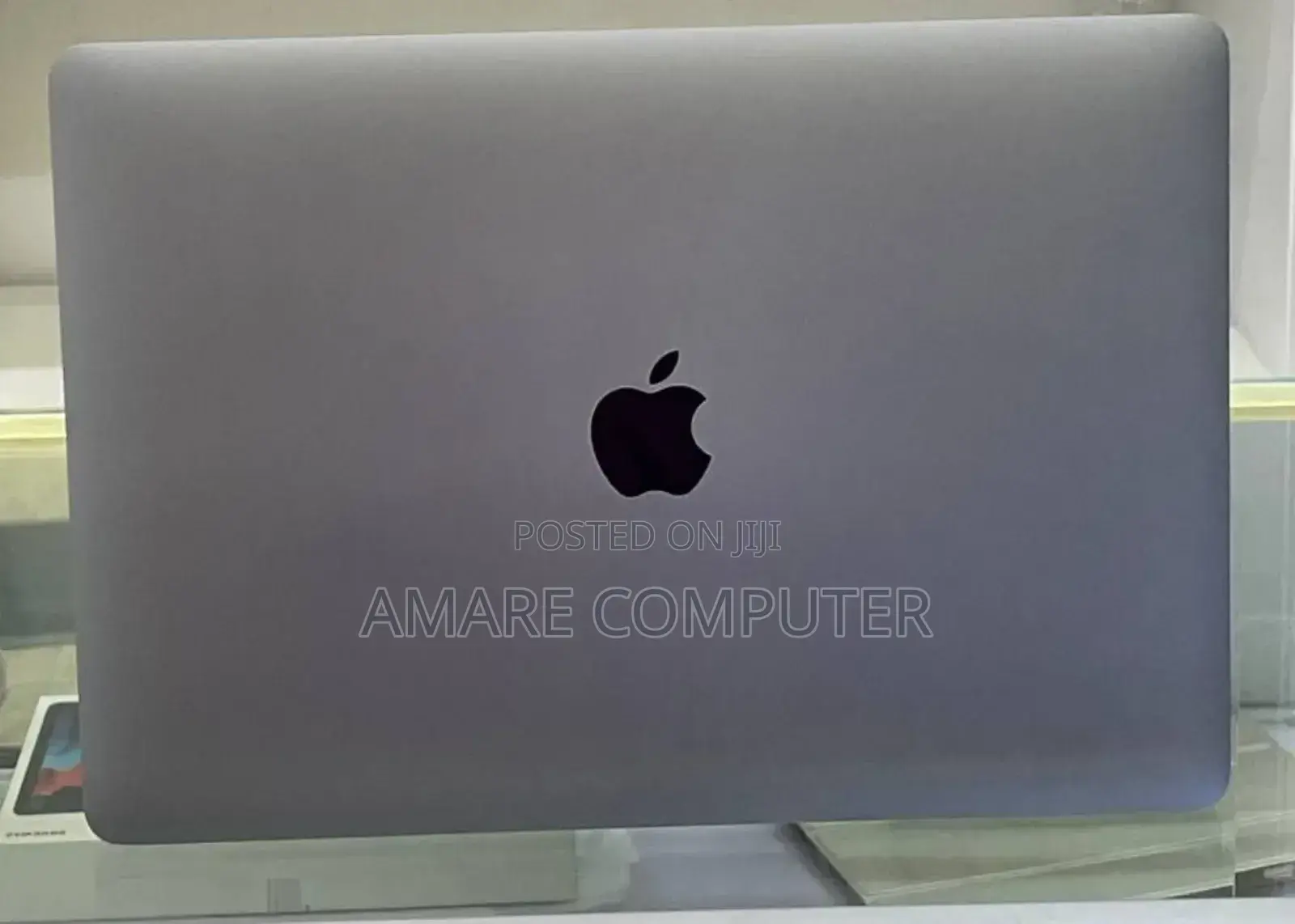 New Laptop Apple MacBook Pro 2017 16GB Intel Core I7 SSD 512GB
