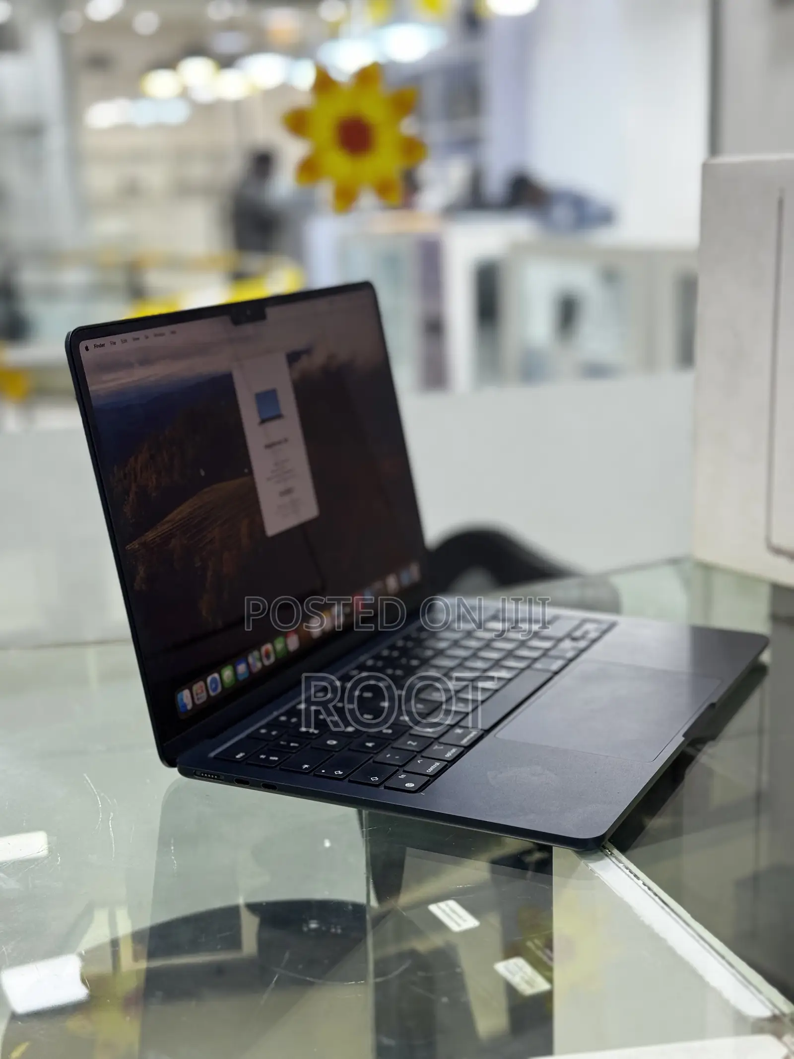 Laptop Apple MacBook Air 2023 M2 8GB Apple M2 SSD 256GB