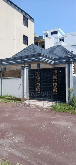 Furnished 3bdrm House in ሀያት, Bole for sale