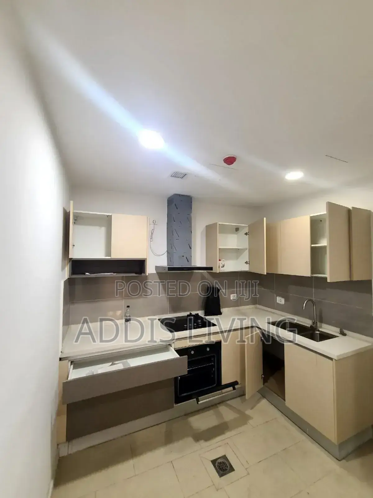 3bdrm Apartment in Bole for sale