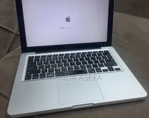 New Laptop Apple MacBook Pro 2012 4GB Intel Core I5 HDD 500GB