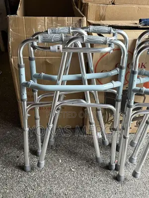 Drive Medical Bariatric Walker敢௹Walker፥裂high Weight Capacity: Built