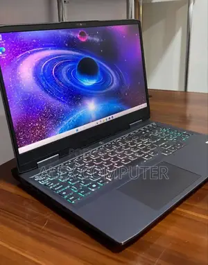 New Laptop Lenovo LOQ 15IRH8 16GB Intel Core I5 SSD 512GB