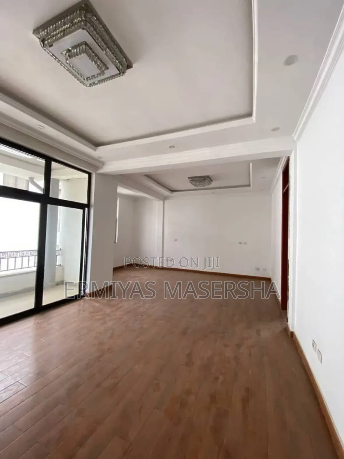 Furnished 5bdrm Villa in Yeka for sale