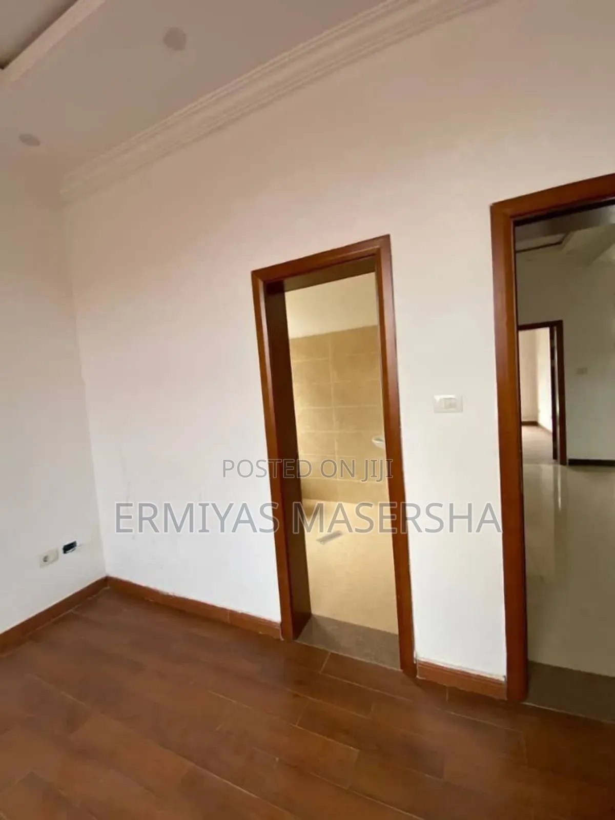Furnished 5bdrm Villa in Yeka for sale
