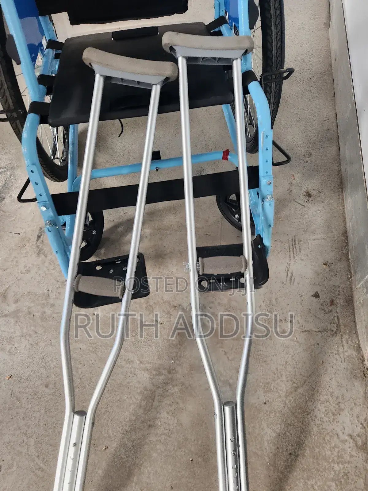 Axillary Bilateral Crutches輕輕crutches知識adjustable Crutches庭園crutches