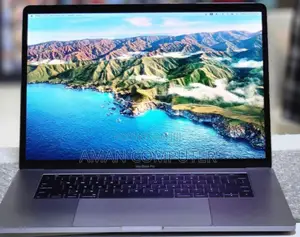 New Laptop Apple MacBook Pro 2017 16GB Intel Core I7 SSD 512GB