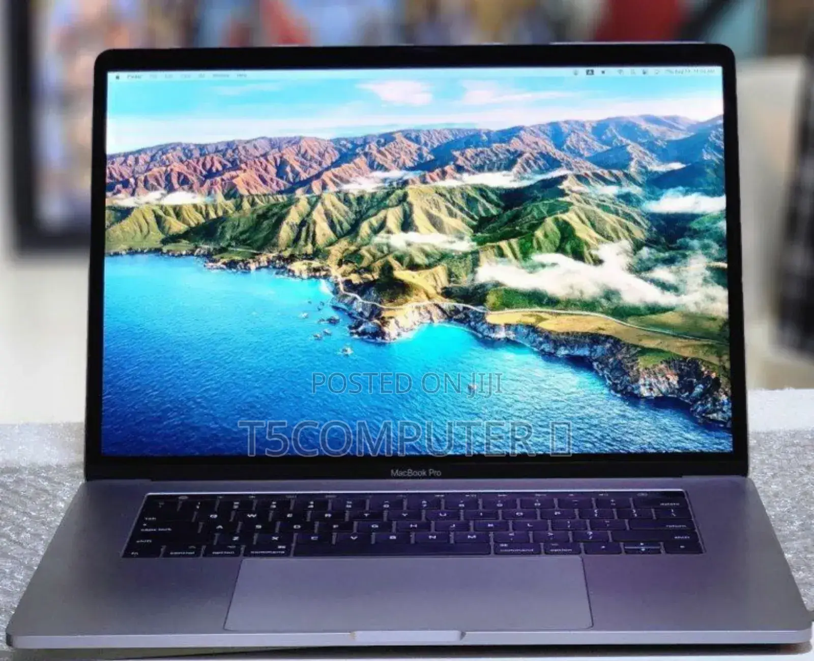 New Laptop Apple MacBook Pro 2017 16GB Intel Core I7 SSD 512GB