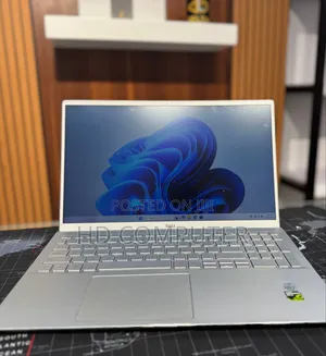 New Laptop Dell Inspiron 15 16GB Intel Core i7 SSD 512GB