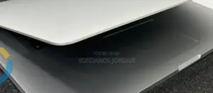 New Laptop Apple MacBook Pro 2013 8GB Intel Core i7 SSD 256GB