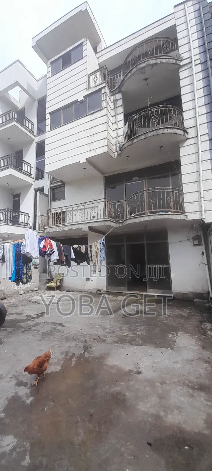 6bdrm House in Yoba, Akaky Kaliti for sale