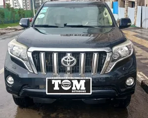 Toyota Land Cruiser 2016 Black